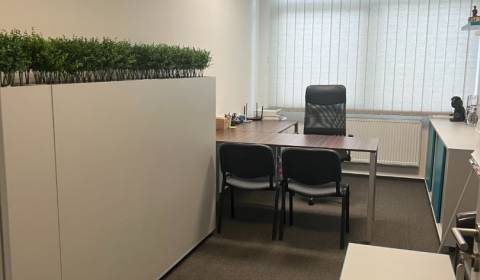 Kancelárske priestory na prenájom (20 - 600 m2) / Považská Bystrica