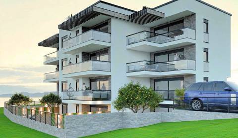 Trogir, Okrug Gornji – luxusné apartmány vo výstavbe s nádherným výhľa