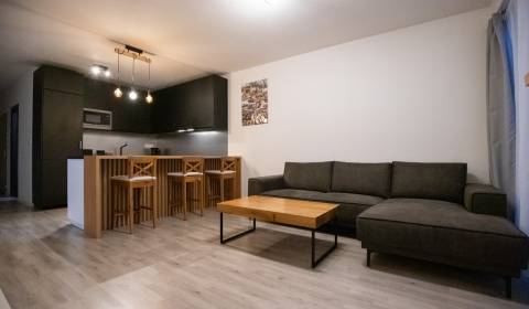 Zariadený 3i byt s lodžiou a parkovaním