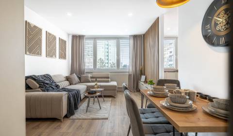 PREDANÉ: 4 izb., zrekonštr. byt,  Uralská, Košice-Jazero