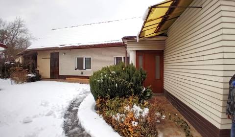 Rodinný dom, Nemšová časť Ľuborča, pozemok 1064 m2