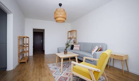 NA PREDAJ,3-IZBOVÝ  BYT,KOŠICE-JUŽNÁ TRIEDA