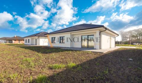 NA PREDAJ 4 IZBOVÝ RODINNÝ DOM-NOVOSTAVBA, KRÁĽOV BROD