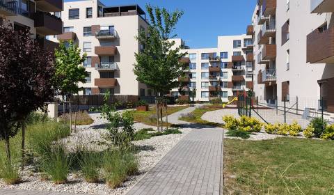 PREDAJ - 3 izbový byt blízko centra - Pivovarská ulica Nitra