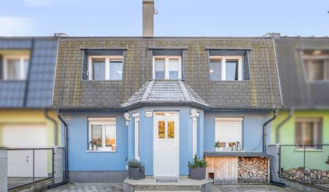 Na predaj priestranný 5 izbový dom v Miloslavove-AD