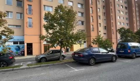 Na prenájom 3izbový byt na sídlisku Sever 750,- Eur