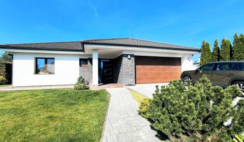 ‼️ REZERVOVANÉ‼️ ‼️ RODINNÝ DOM S BAZÉNOM,NA PREDAJ, PARTIZÁNSKE‼️