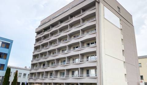 PRENÁJOM - PARKOVACIE MIESTO, TOMÁŠIKOVA UL., BA - RUŽINOV