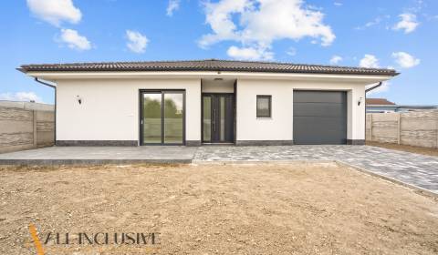 NA PREDAJ MODERNÁ 4-IZB NOVOSTAVBA S GARÁŽOU, KOLÁROVO