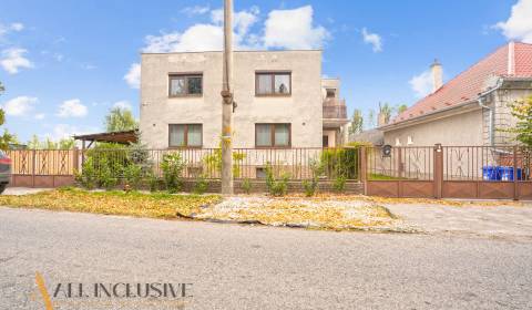 NA PREDAJ 6-IZBOVÝ RD S VEĽKÝM POZOMKOM, DOLNÝ ŠTÁL