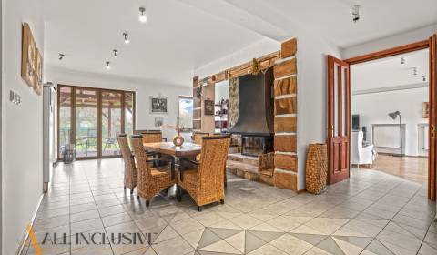 NA PREDAJ 7-IZBOVÝ RODINNÝ DOM - REZIDENCIA, LEHNICE