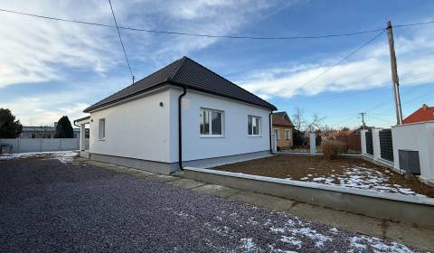 PREDAJ - RODINNÝ DOM - ČIERNE KĽAČANY