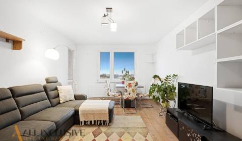 Na predaj 4-izbový byt s balkónom, Dunajská Streda