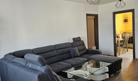 Na prenájom 4-izb. byt s balkónom, Dunajská Streda