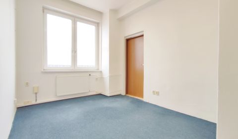 Prenájom od 11 m² do 56 m² kancelárie | Zlatovce
