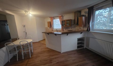 Na predaj 3 izbový byt s balkónom Galanta- Železničiarska