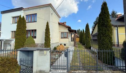 Na predaj - Rodinný dom v CENTRE MESTA Rajecké Teplice