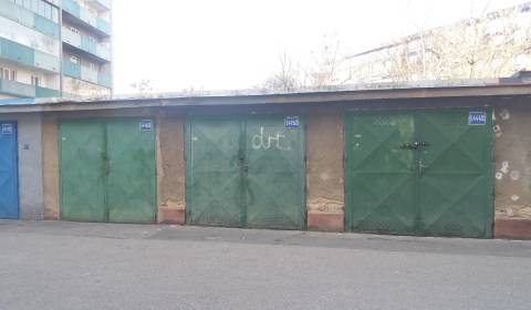 Garáž na ul. Jelačičova, Ružinov - Nivy