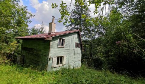 5-izbová chata na polosamote v krásnom horskom prostredí v obci Veľké 