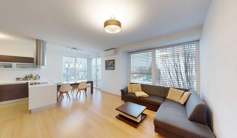 RADO I 4-izbový byt 97 m2 + loggia I Ivanka pri Dunaji 