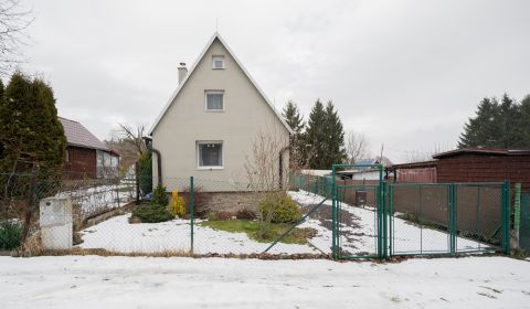 PREDANÉ! Záhradná chatka Handlová