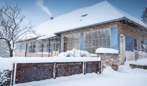 Krásna chalupa v srdci malebnej dedinky Baďan, Banská Štiavnica.
