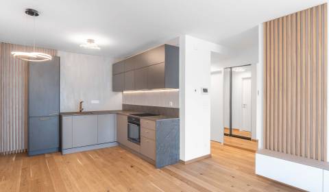 : Nadštandardný 2i byt v projekte ZWIRN za cenu „štandardu“