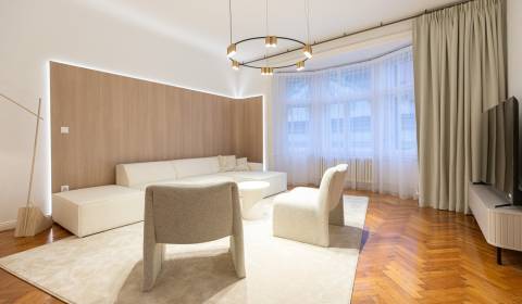 METROPOLITAN│Priestranný 3i byt v centre mesta, Staré Mesto