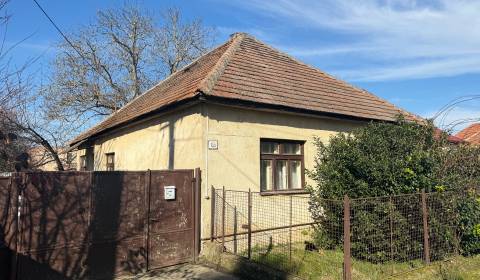 NITRA - 4 izbový dom ZNÍŽENÁ CENA v obci Koniarovce