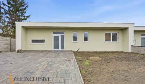 Na predaj 4-izbové novostavby, Veľká Paka