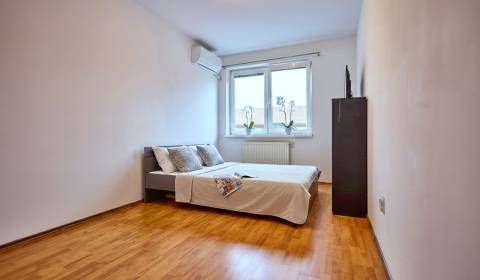 2-IZB. BYT, ČIASTOČNE ZARIADENÝ, TERASA , MOSTI PRI BRATISLAVE 