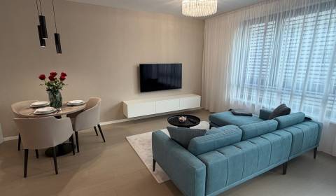 Prenájom lux. 2 iz bytu Rezidencia Blumental