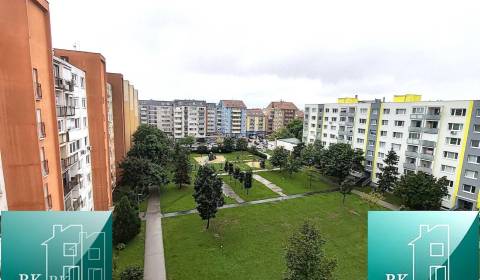 SENEC - EXKLUZÍVNE IBA U NÁS - NA PREDAJ 3 IZBOVÝ BYT V CENTRE MESTA -