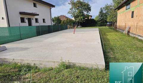 REZERVOVANÉ - Okres Senec - BERNOLÁKOVO - NA PREDAJ stavebný pozemok s