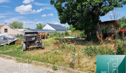 SENEC – PREDÁME  stavebný pozemok  o rozlohe 35 á na Nitrianskej ulici