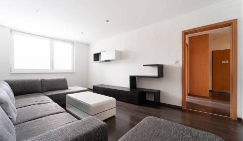 Na predaj 3i byt 67m2 ul. Halalovka  | Trenčín