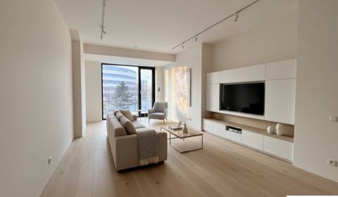 Na PREDAJ | 1 izb. ateliér | Prístavná ulica