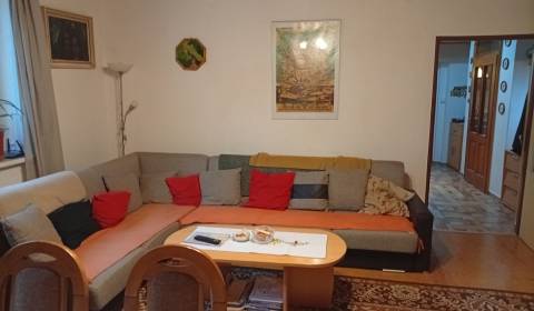 RD NA PREDAJ Mojmírovce