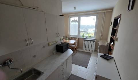 Na predaj 3 izbový byt  s balkónom Galanta- Štvrť SNP