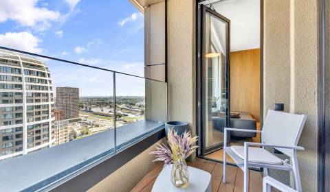 Predaj luxusný 2-izbový byt, 52 m2, Továrenská ul, SKY PARK