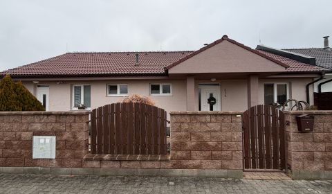 Exkl. novostavba RD so samostatným 1,5 iz bytom na Lúke REZERVOVANÉ
