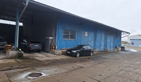 Plechová hala  108 m2 na prenájom, Zvolen, Lieskovská cesta 