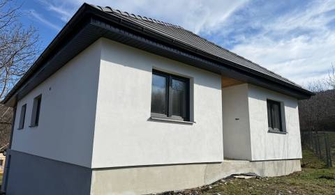 NITRA-TO 4 izbová Novostavba RD s výhľadom v obci Súlovce