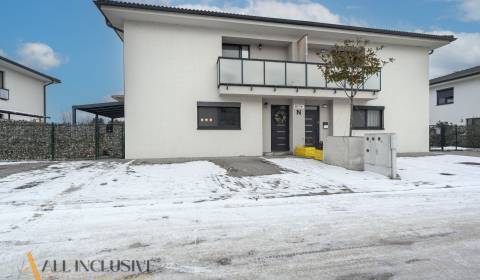 Na predaj 3-izbový byt so záhradou, Kráľovianky