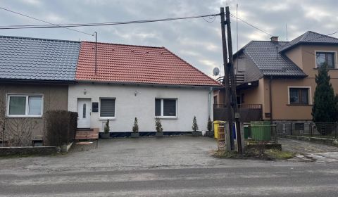 NA PREDAJ: DVOJDOM - 2 domy, 3 byt. jednotky - Investičná ponuka 