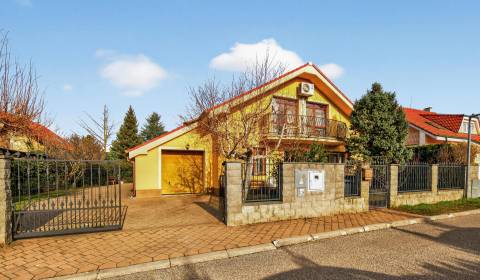 Výnimočný 5 Izbový rodinný dom na predaj vo vyhľadávanom  Hamuliakove