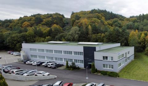 Na prenájom hala 2100 m2  | Nová Dubnica