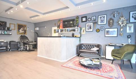 MIKULÁŠSKA, kancelárie, 132 m2 - pri BRATISLAVSKOM HRADE