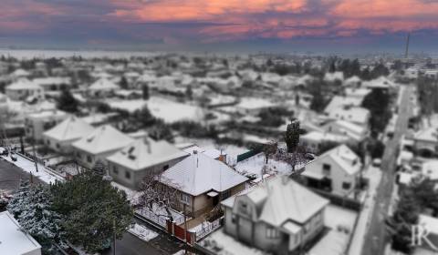 REZERVOVANÉ  - 3 IZBOVÝ RODINNÝ DOM S GARÁŽOU, SEREĎ