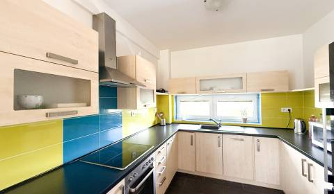 Na prenájom, 2-izbový zariadený byt 63 m2, Žilina - Kvačalová ulica